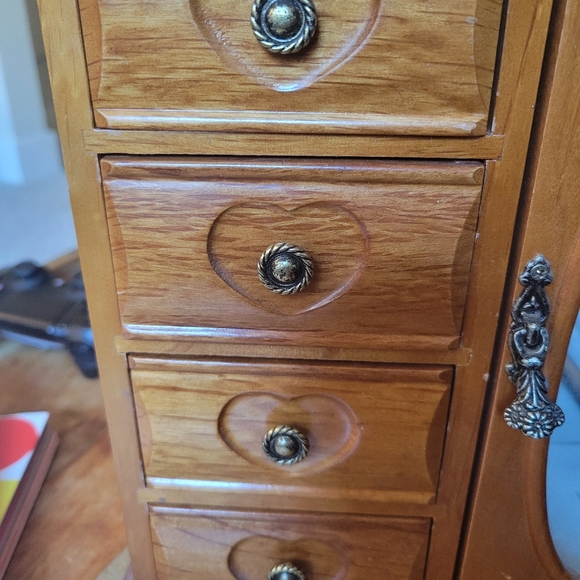 Vintage Wooden Jewelry Organizer - Picture 3 of 8